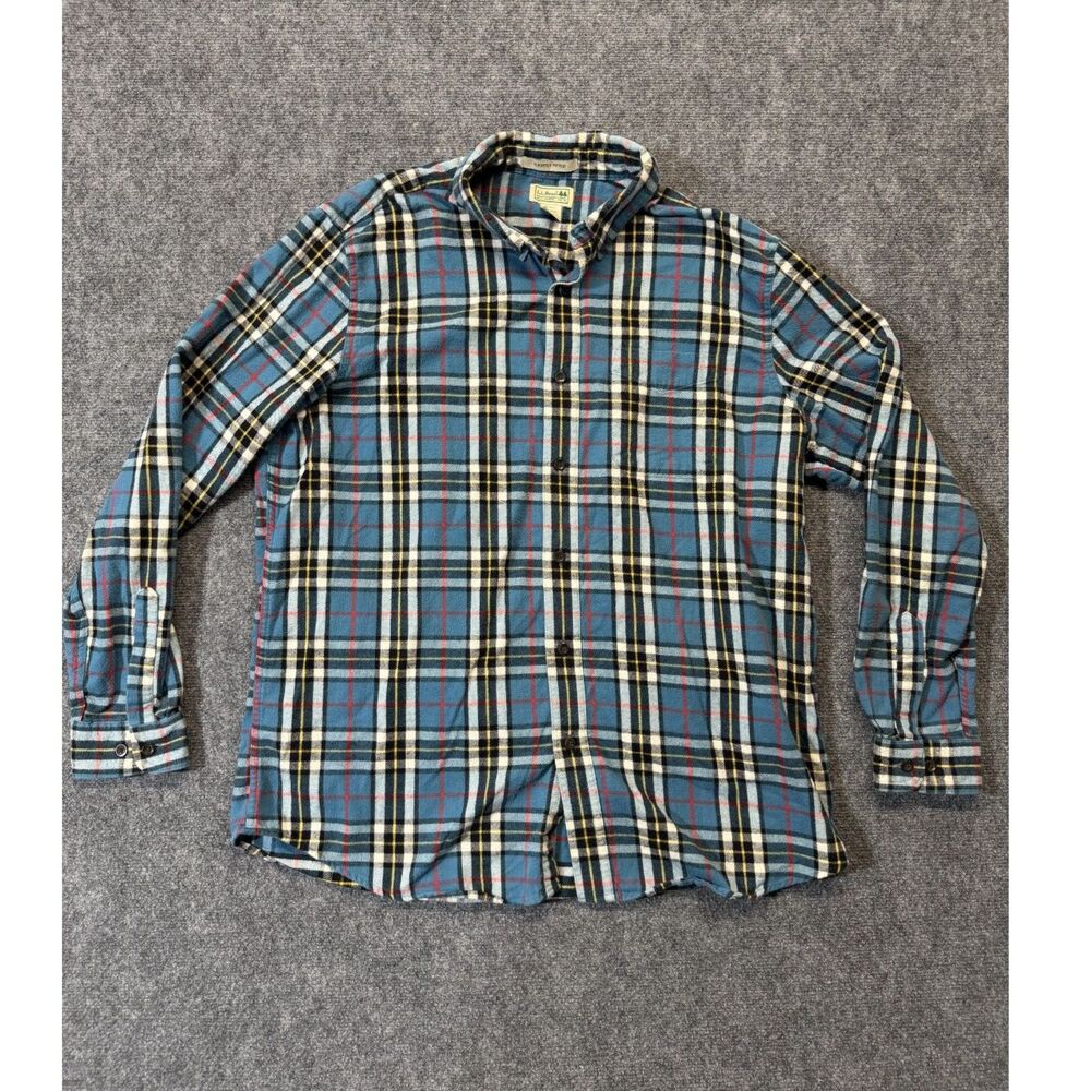 L.L.Bean Men's XL Slightly Fitted Plaid Flannel Shirt Blue 100% Cotton